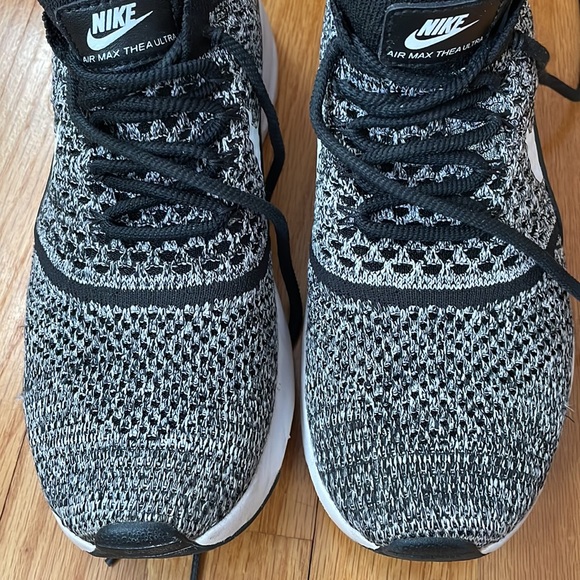 Nike Air Max Thea Ultra Flyknit Womens Sneakers 8 - Picture 3 of 7